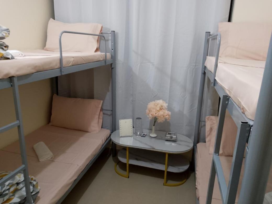 Top House Hostel أبو ظبي المظهر الخارجي الصورة